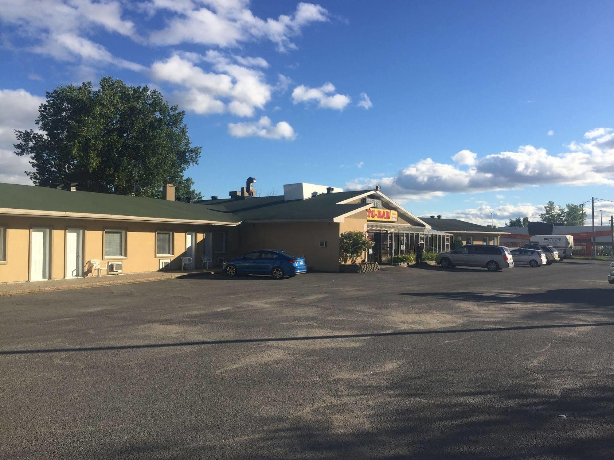 Motel Du Parc Masson ガティノー エクステリア 写真